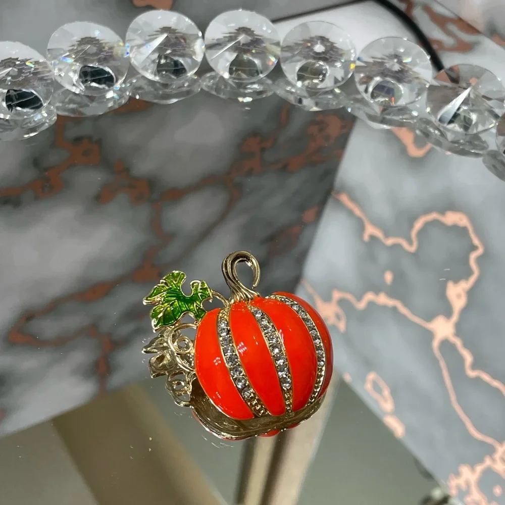 NEW 4pc pumpkin themed bundle with orange wine glass, crossbody, dust bag & pin - Picture 12 of 16